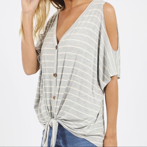 CLEARANCE-NO OFFERS PLEASE‼️Cold Shoulder Tie Top - Picture 3 of 4